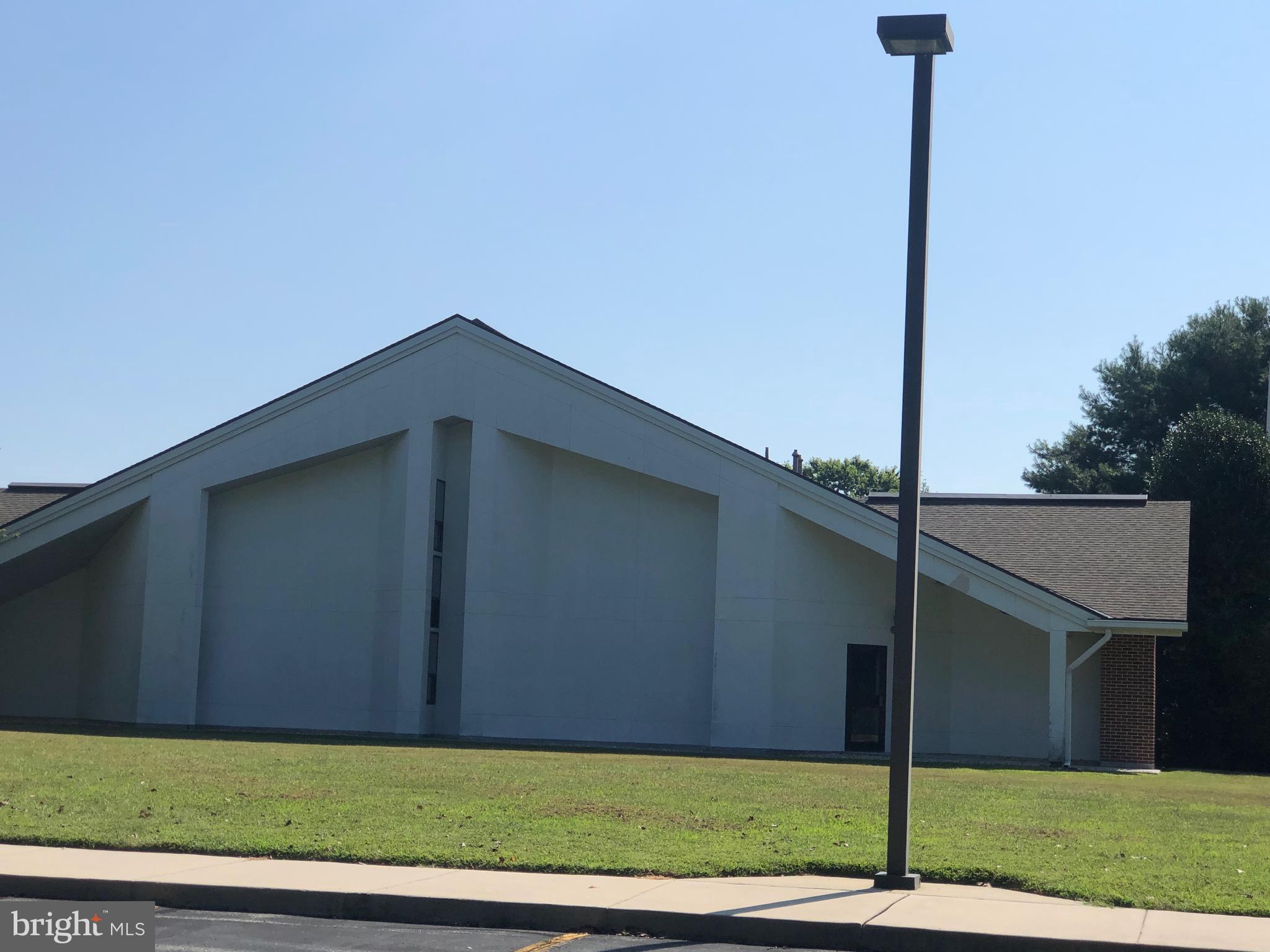 3030 Cedar Dr