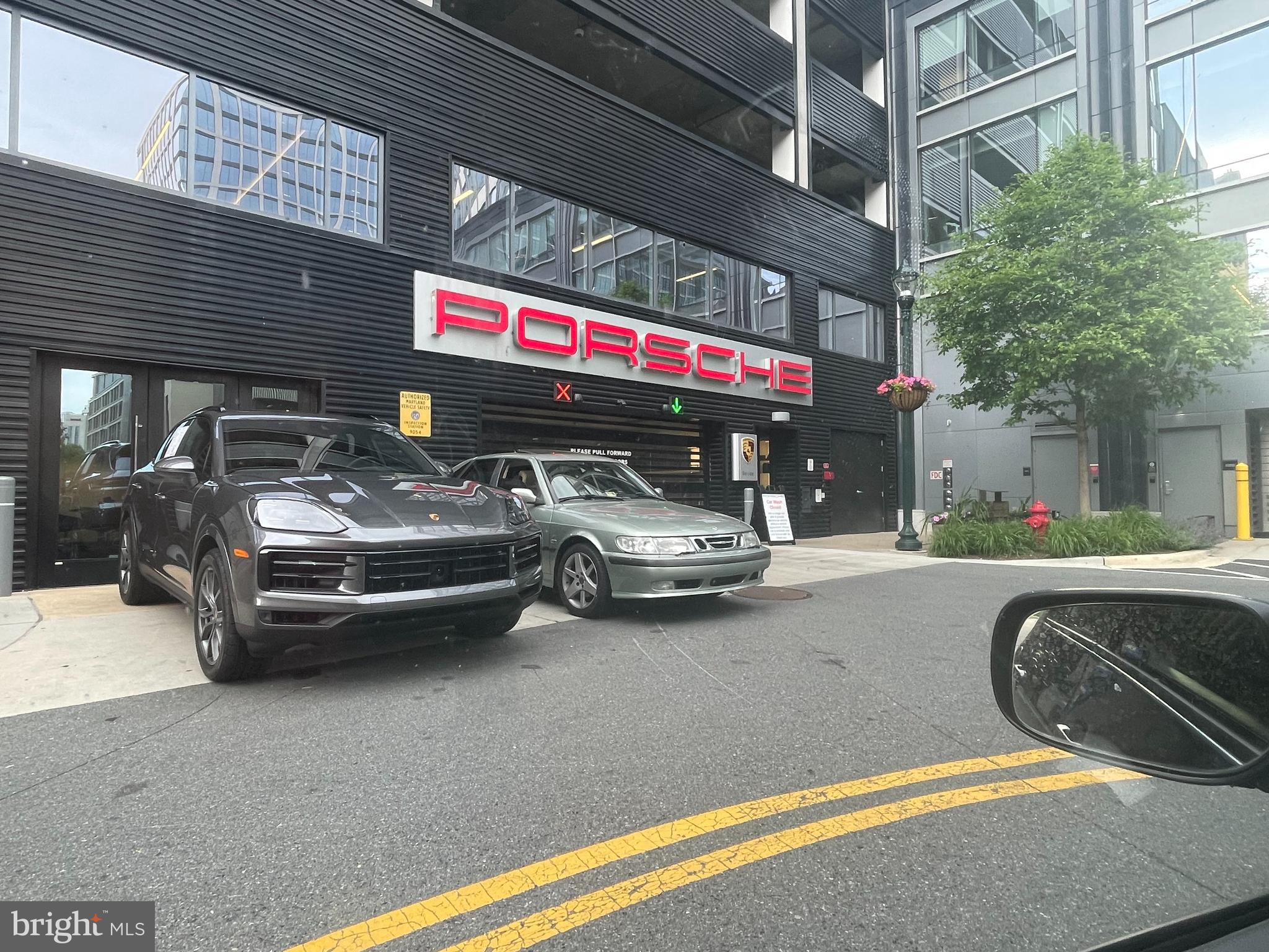 12309 Braxfield Ct #447