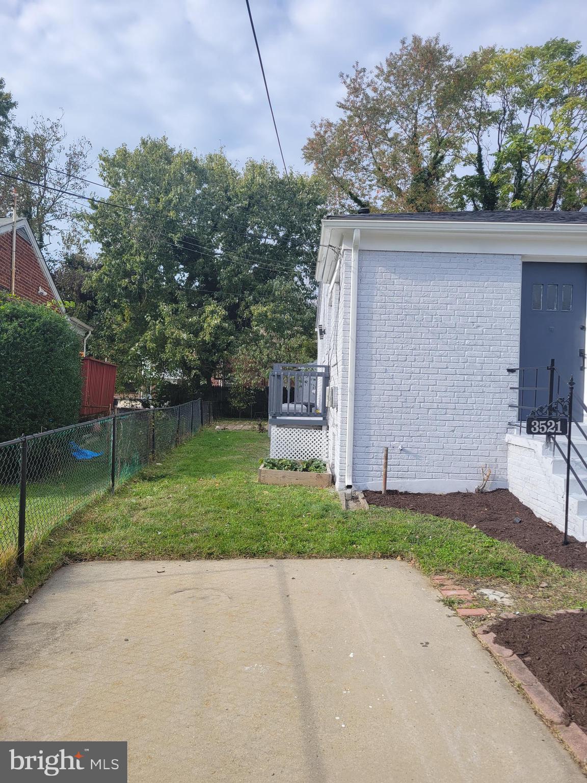3521 Chadwick Court