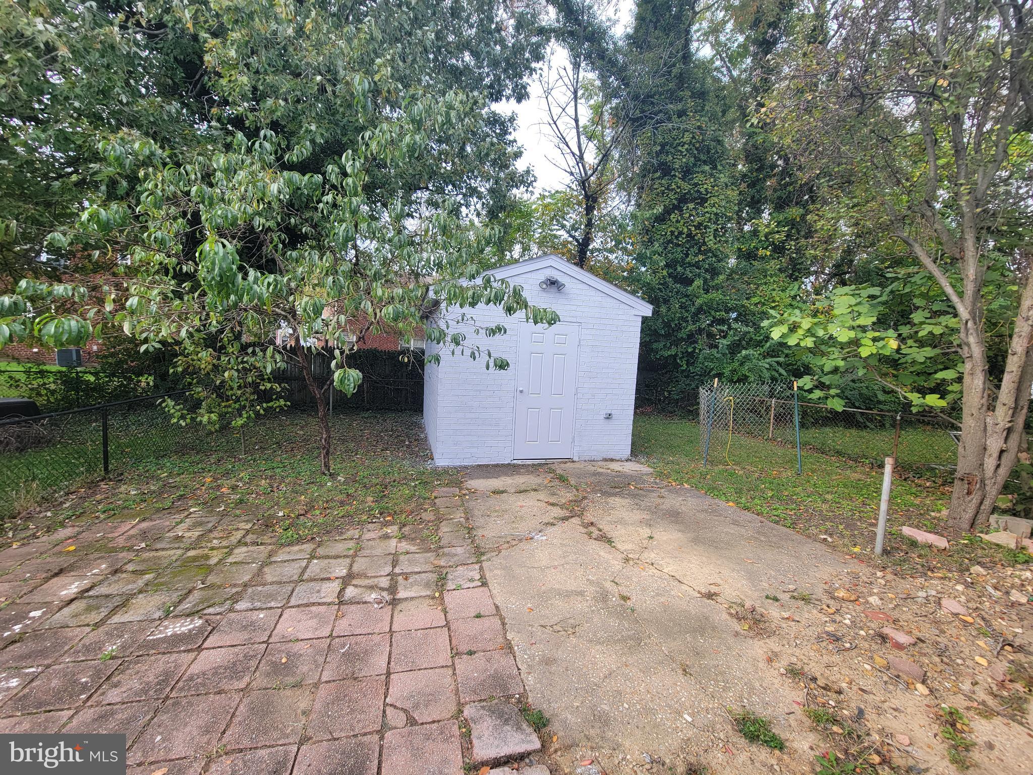 3521 Chadwick Court