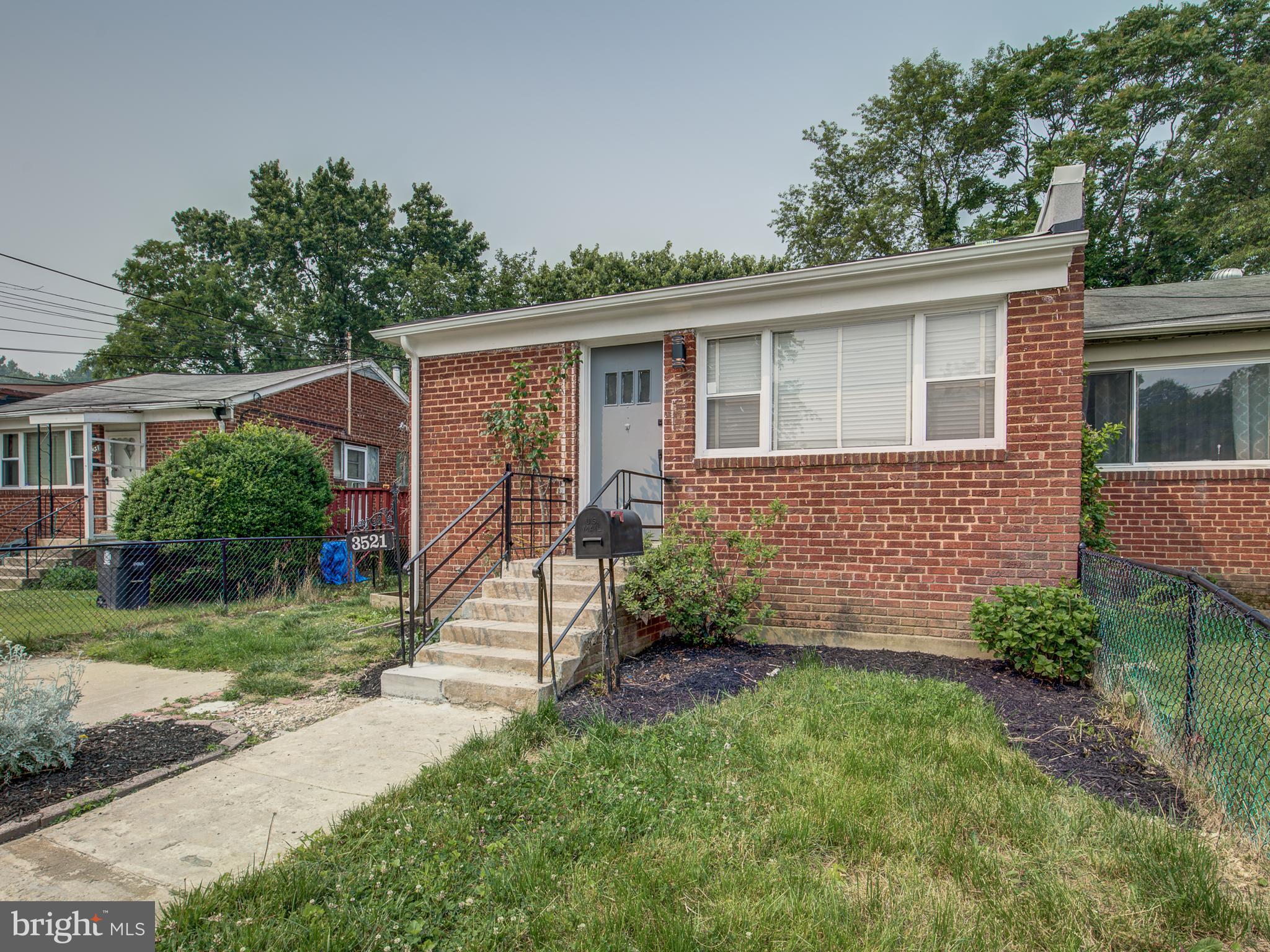 3521 Chadwick Court