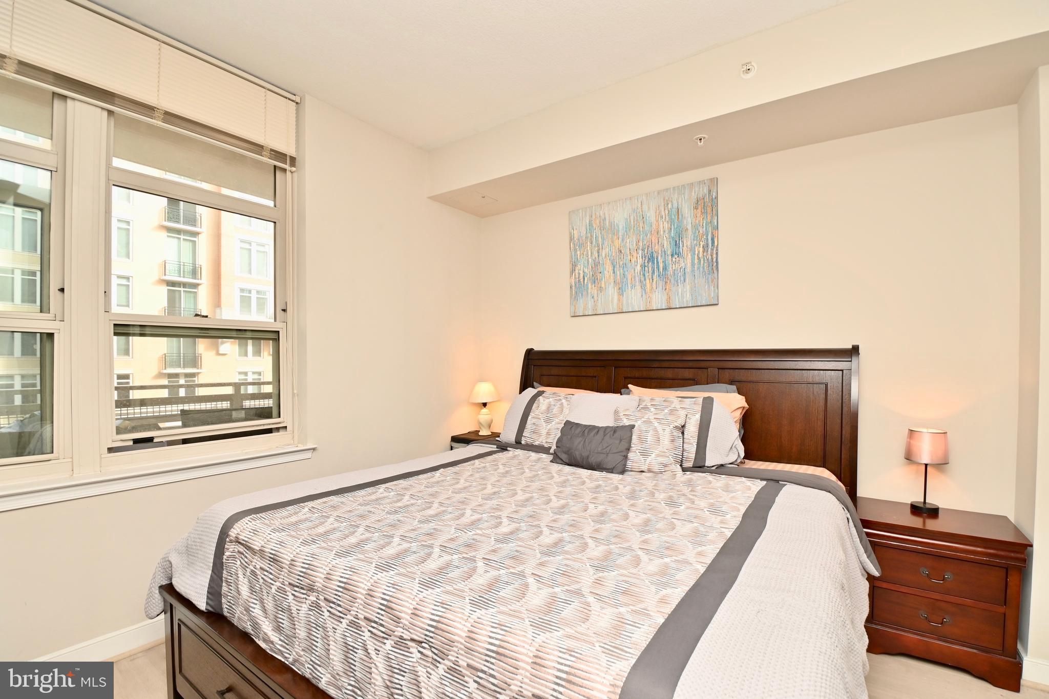 157 Fleet St #406