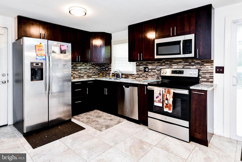 2311 Timbercrest Dr
