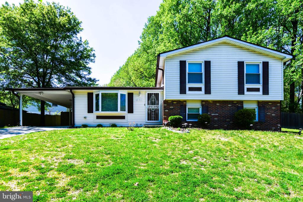 2311 Timbercrest Dr