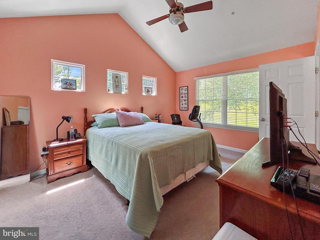 907 Dunloring Ct