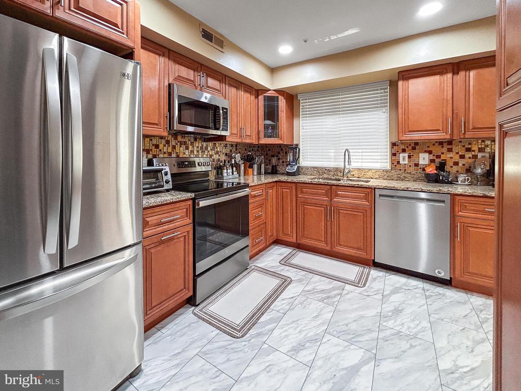 907 Dunloring Ct