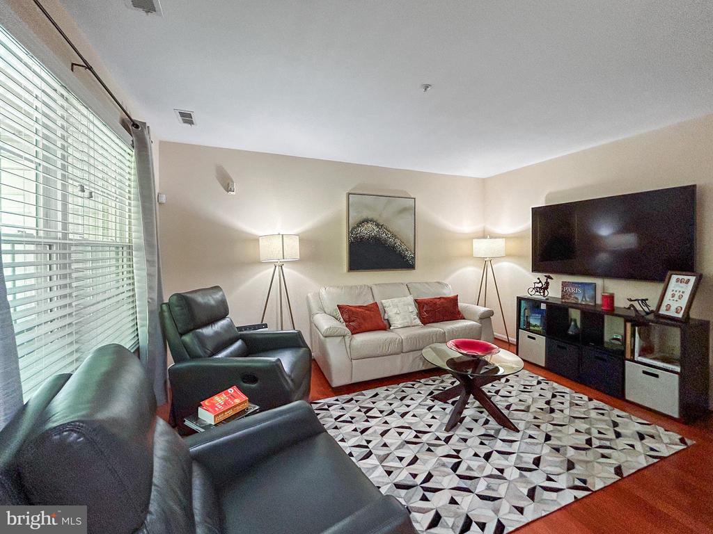 907 Dunloring Ct