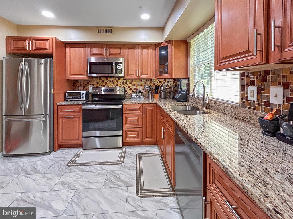 907 Dunloring Ct