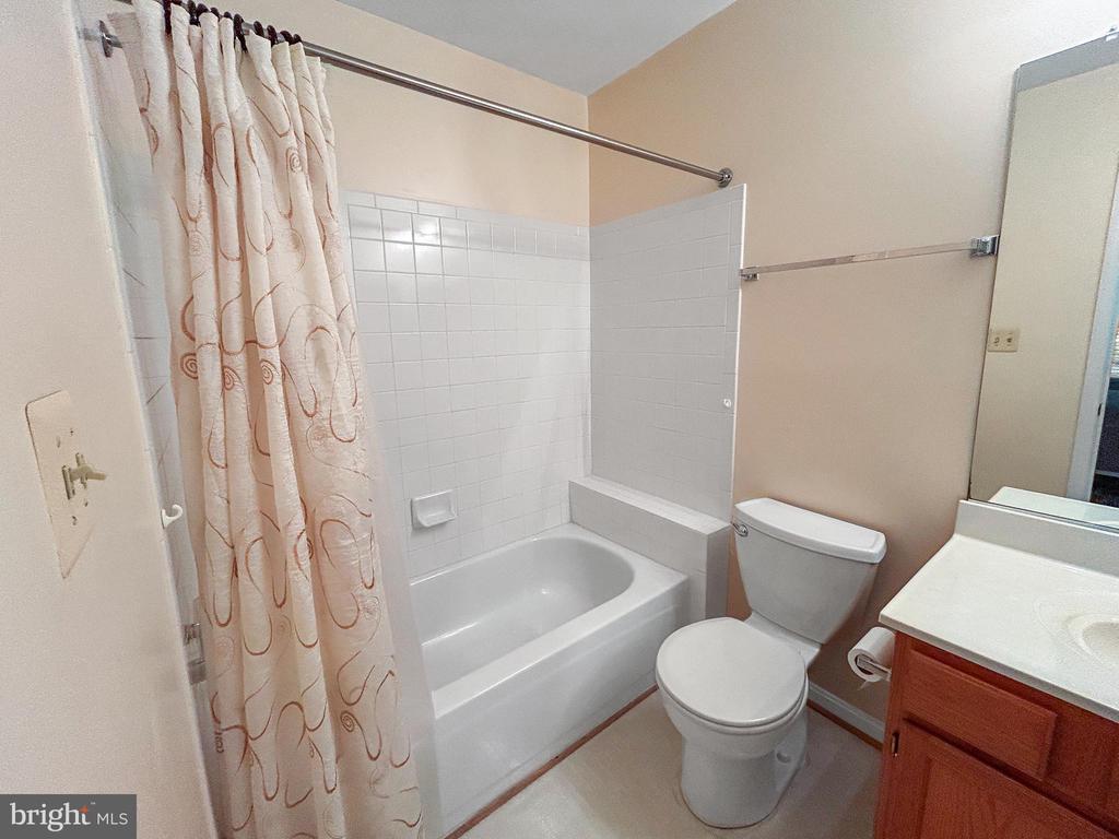 907 Dunloring Ct
