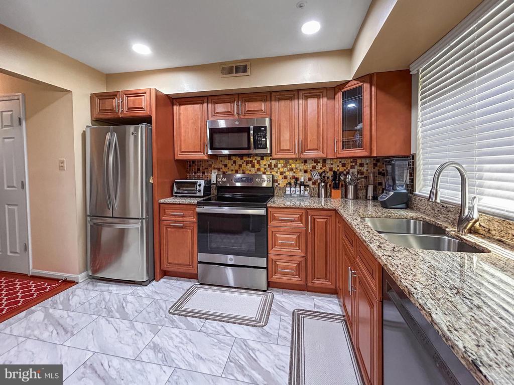 907 Dunloring Ct