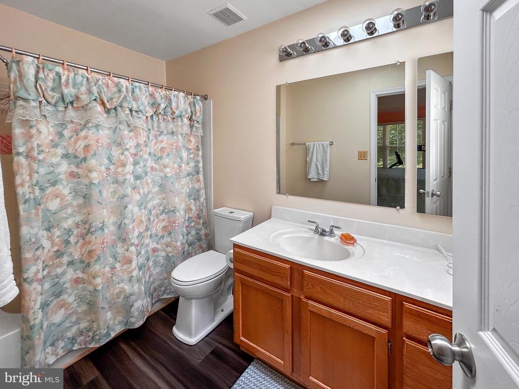 907 Dunloring Ct