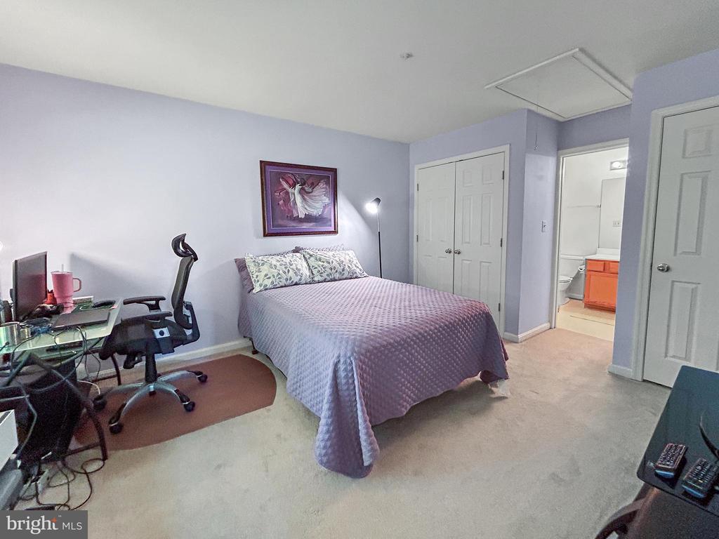 907 Dunloring Ct