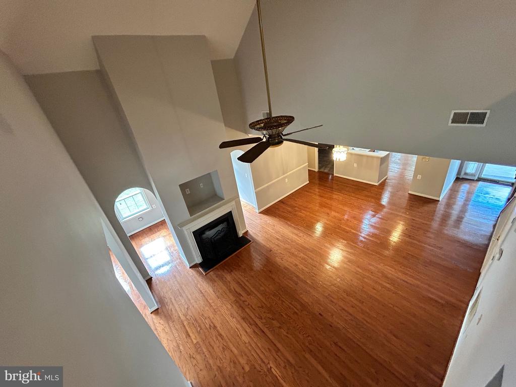 303 Dunnville Pl