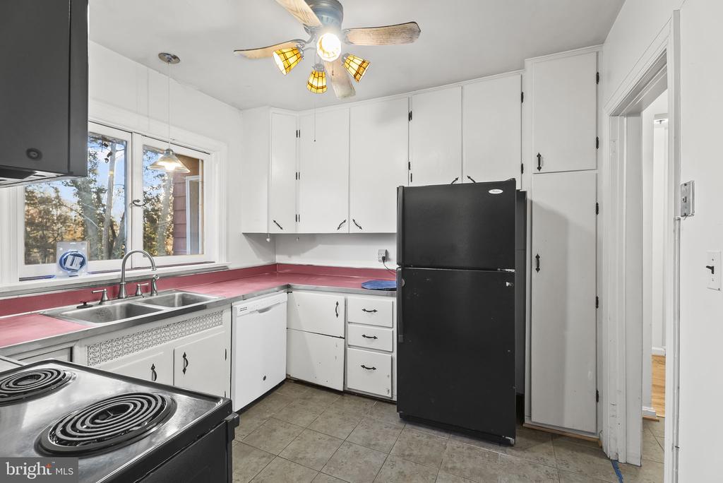 15000 FORT TRAIL
