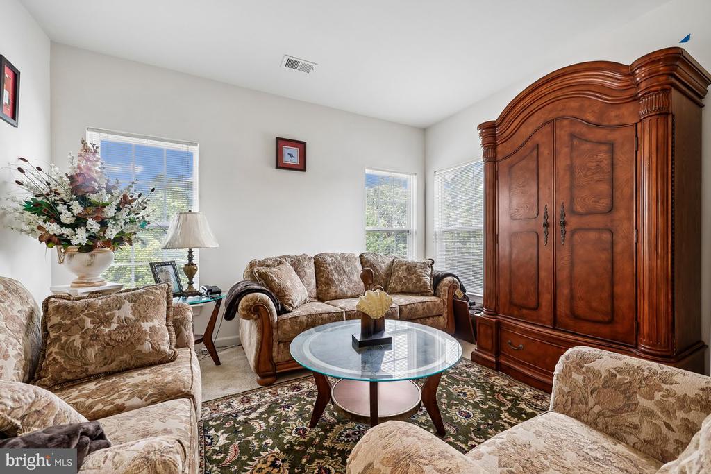 7314 CALEDON COURT