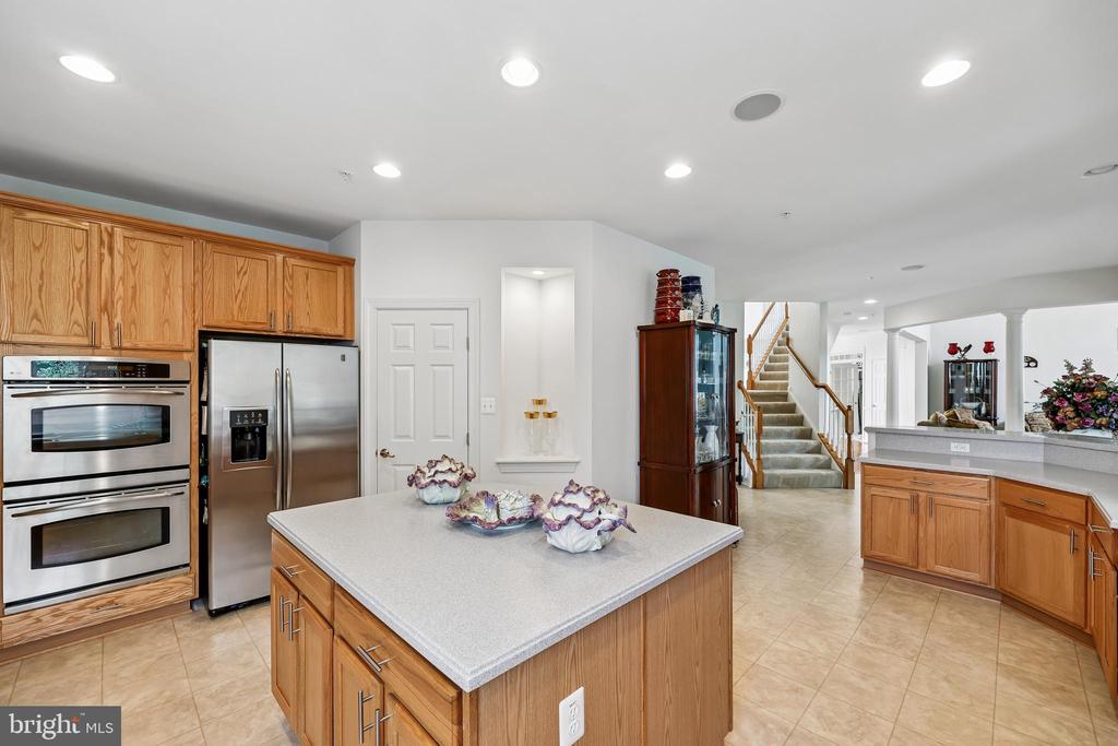 7314 CALEDON COURT