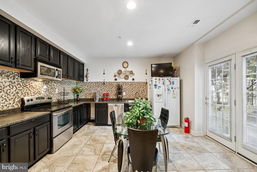 7314 CALEDON COURT