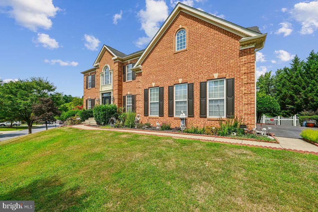 7314 CALEDON COURT