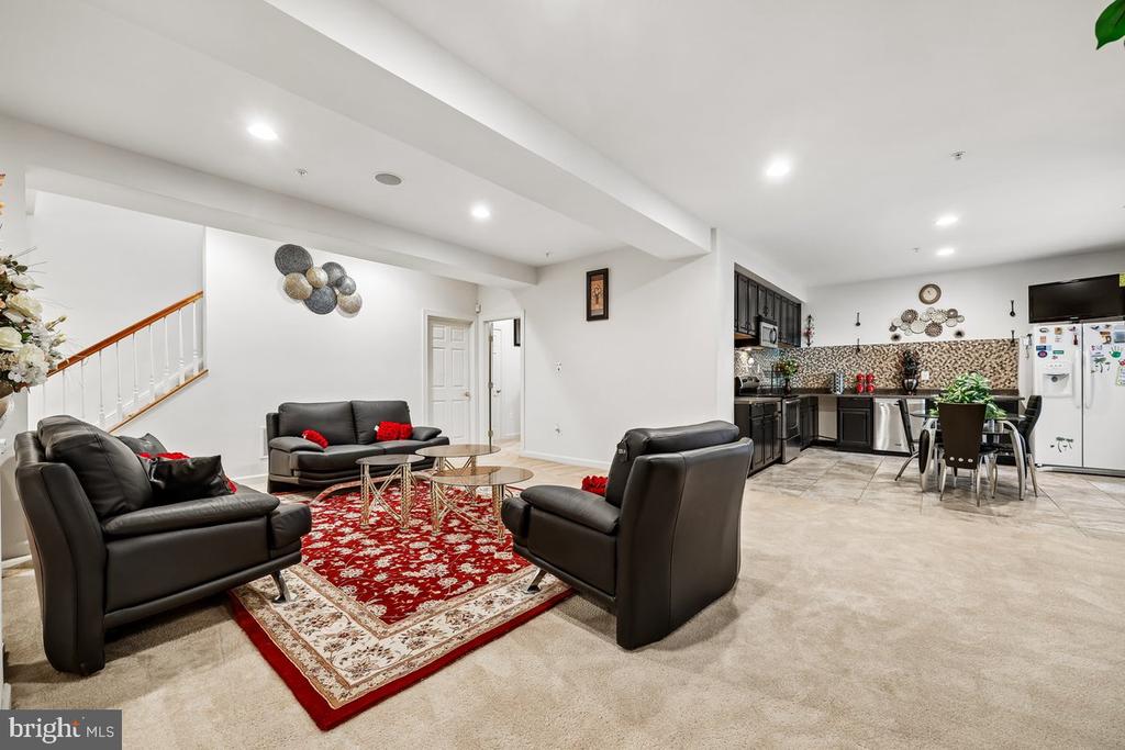 7314 CALEDON COURT