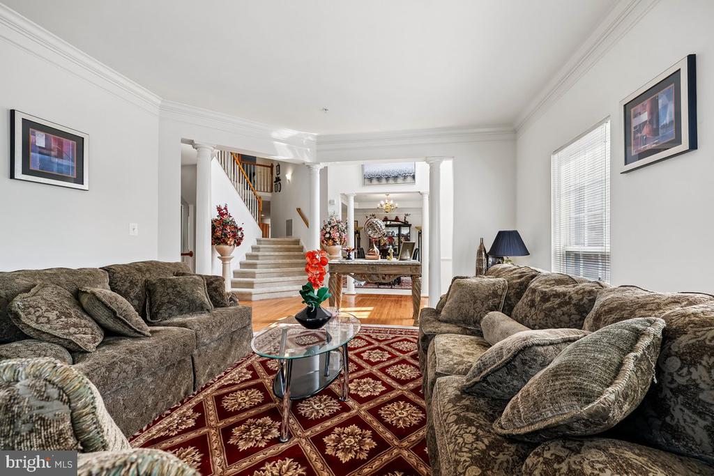 7314 CALEDON COURT