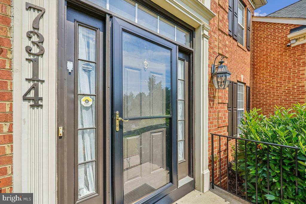 7314 CALEDON COURT