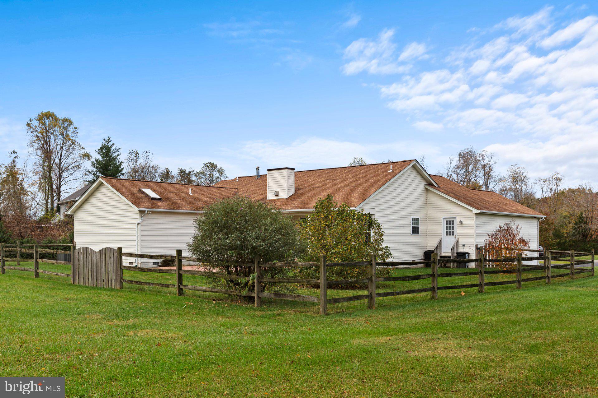 38843 Hidden Pond Court