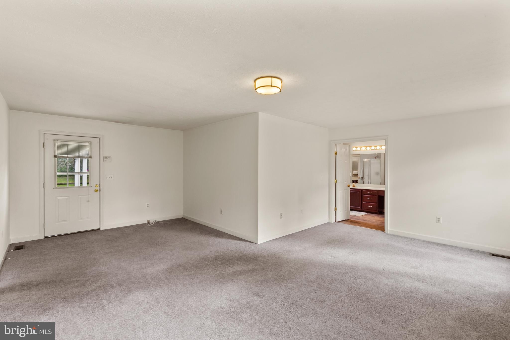 38843 Hidden Pond Court