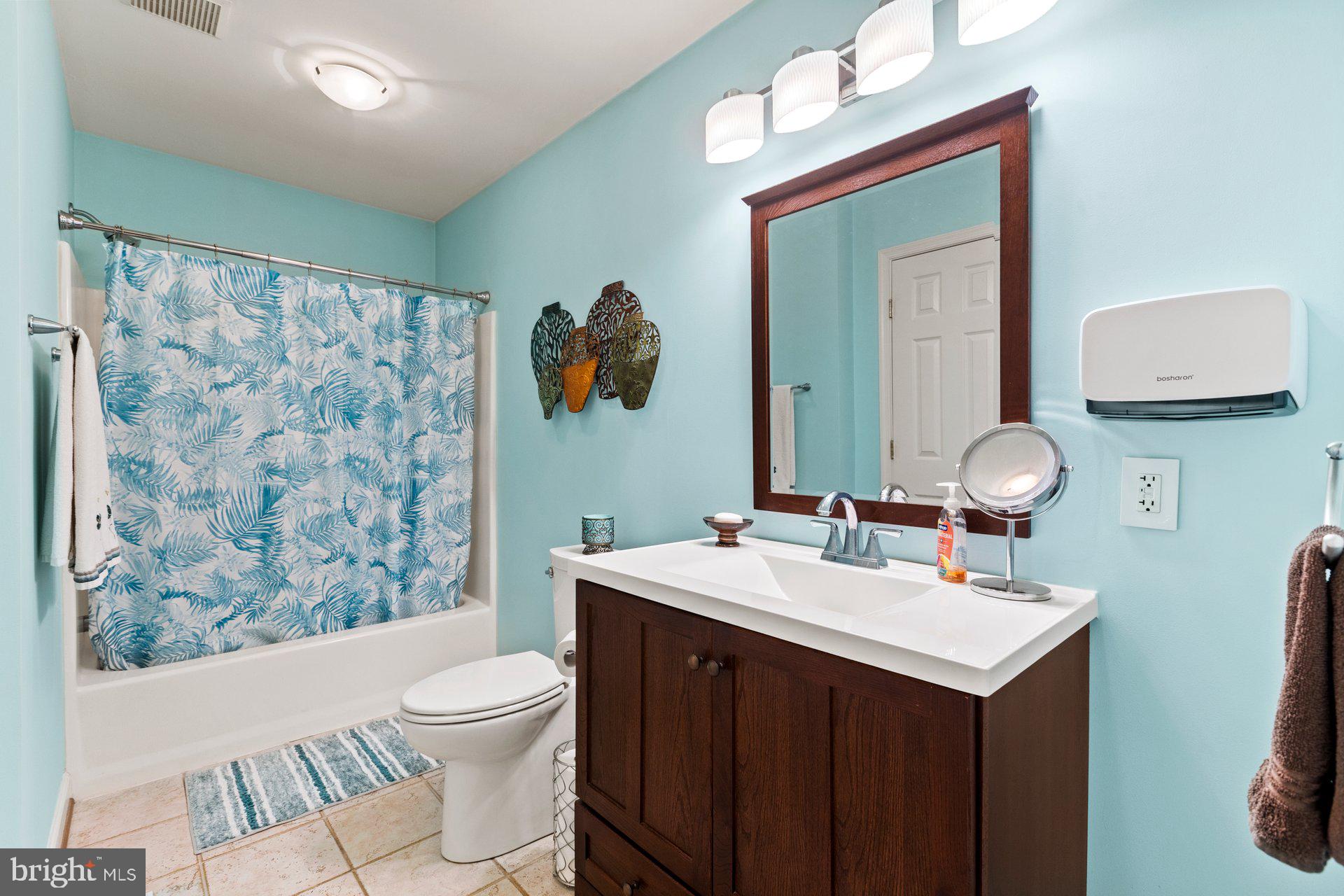 38843 Hidden Pond Court