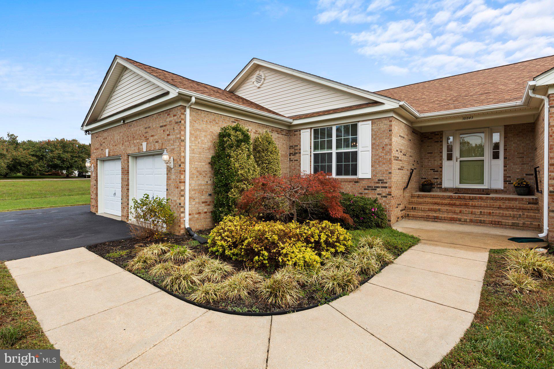 38843 Hidden Pond Court