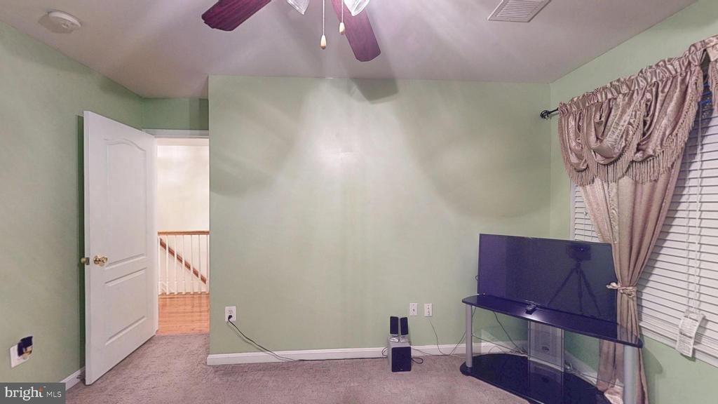 46442 MUNLEY LANE