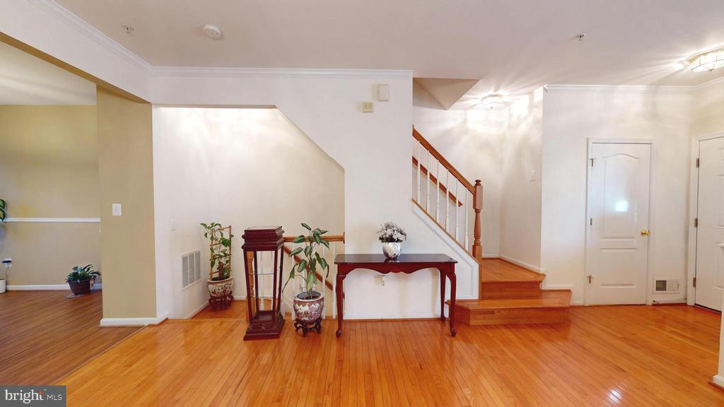 46442 MUNLEY LANE