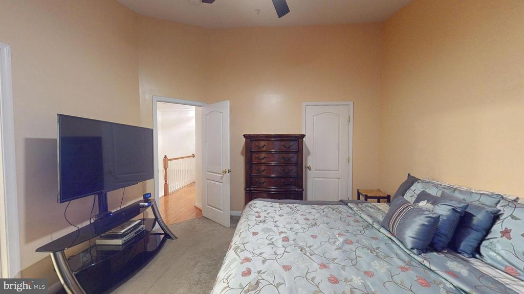 46442 MUNLEY LANE
