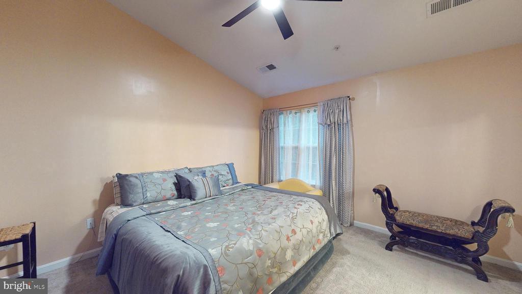 46442 MUNLEY LANE