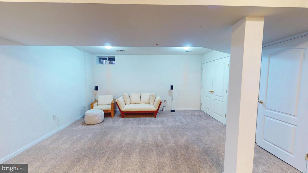 46442 MUNLEY LANE