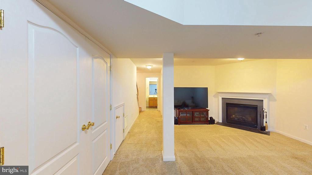 46442 MUNLEY LANE