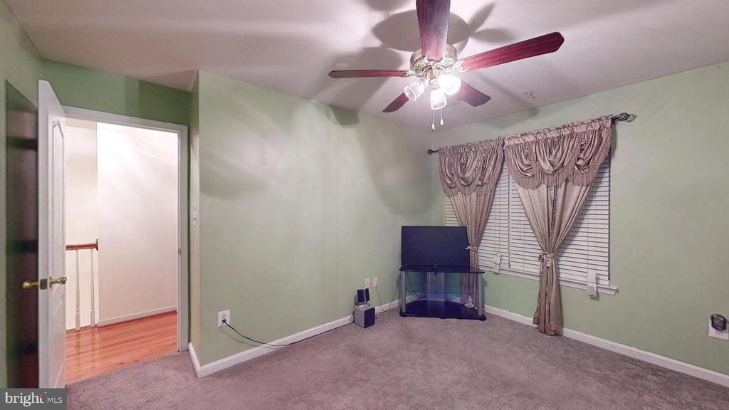 46442 MUNLEY LANE