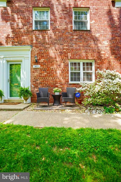 3613 GUNSTON ROAD