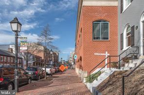 1525 KING STREET