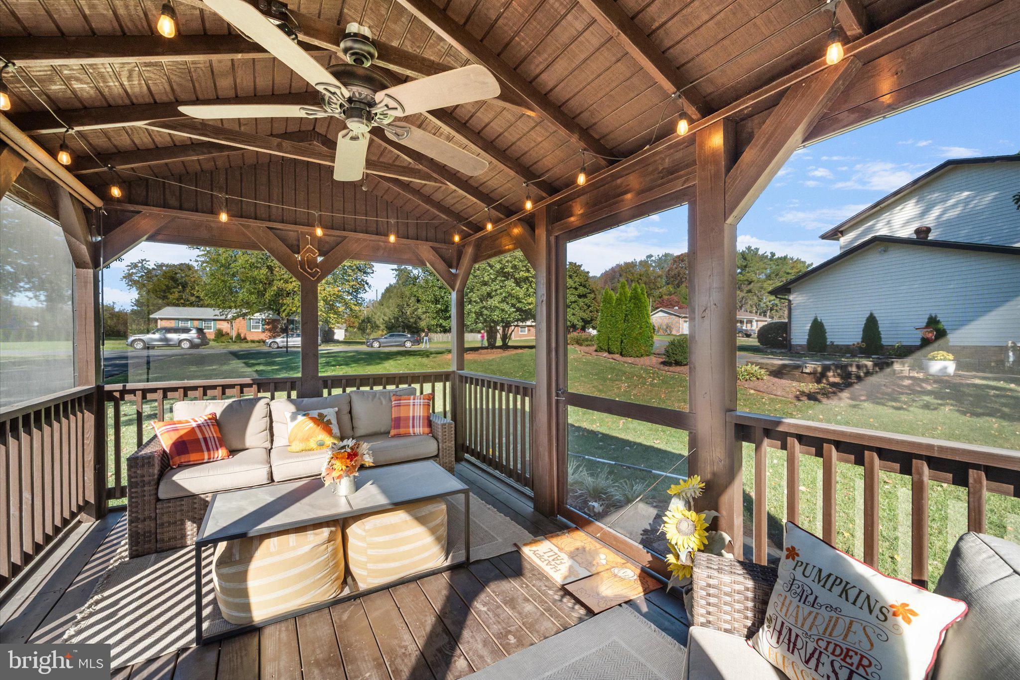 19470 WILLIAMS DRIVE