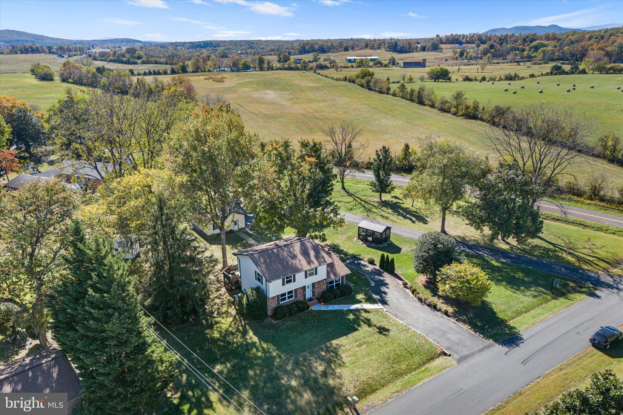 19470 WILLIAMS DRIVE