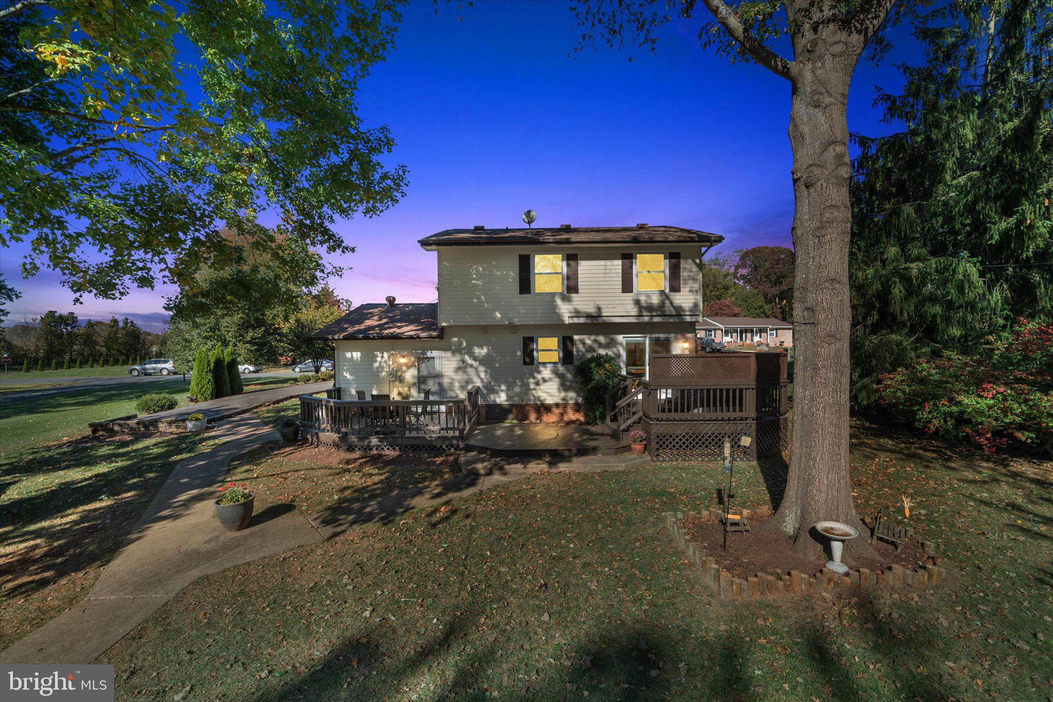 19470 WILLIAMS DRIVE