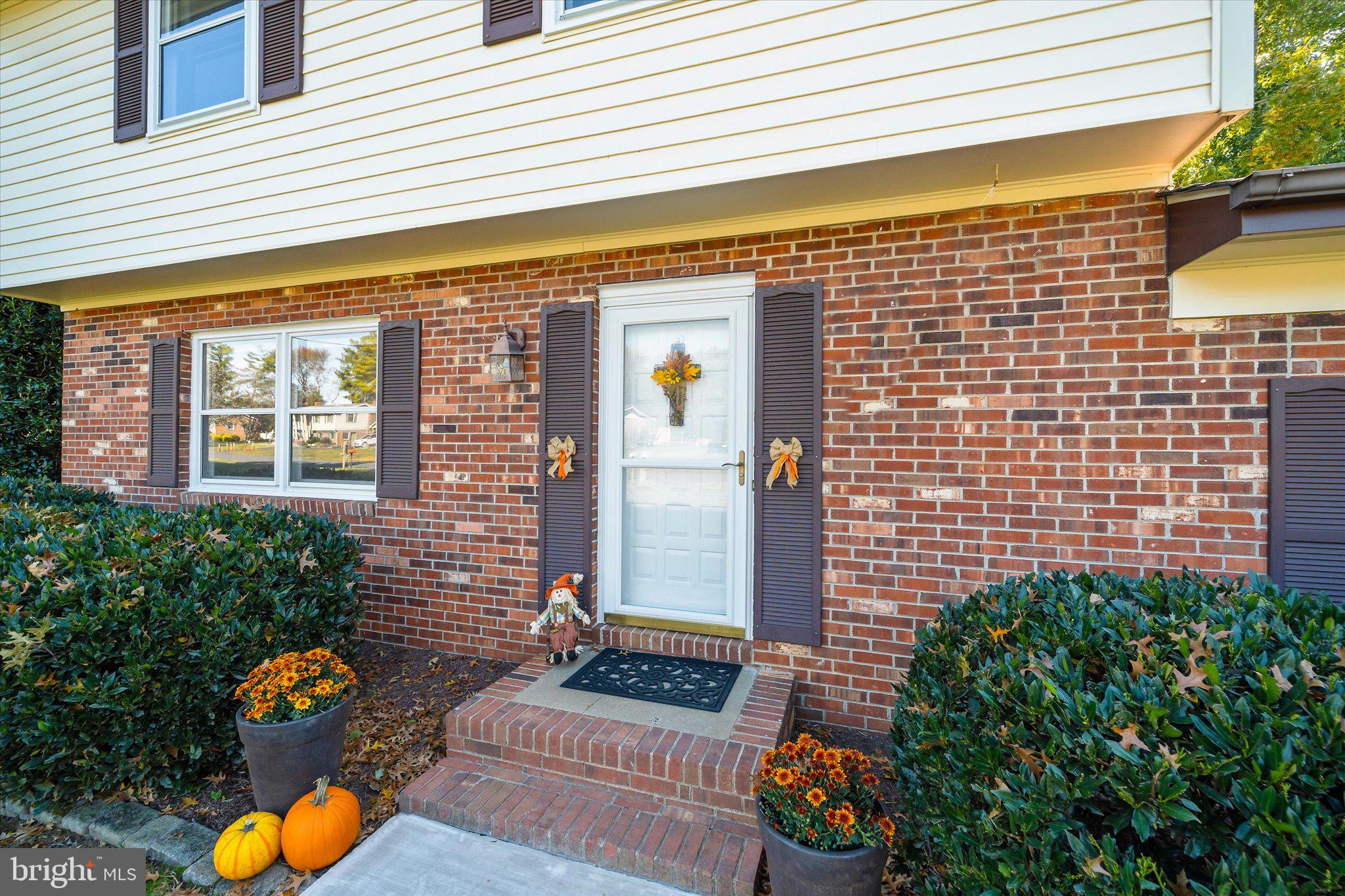 19470 WILLIAMS DRIVE