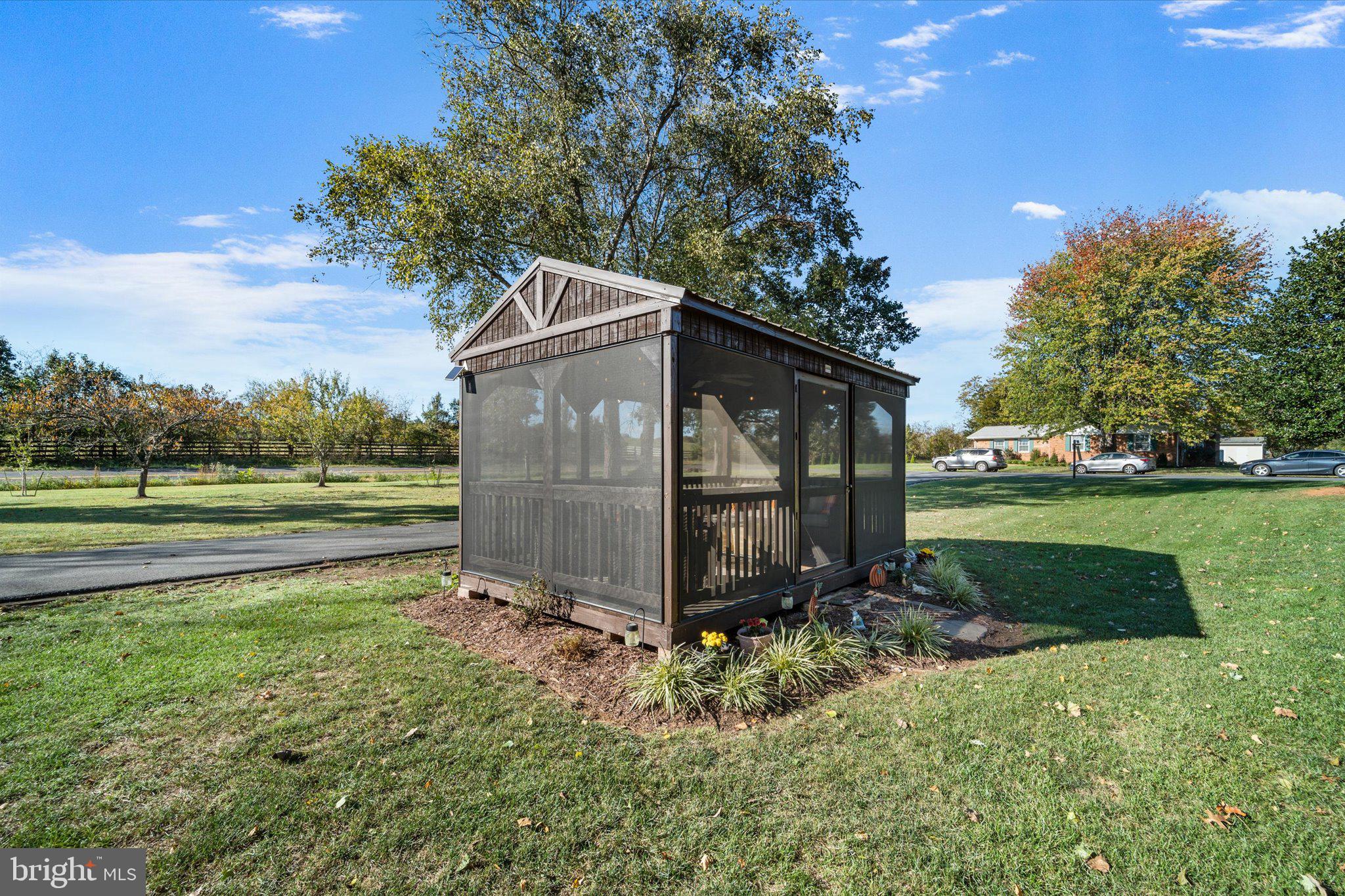 19470 WILLIAMS DRIVE