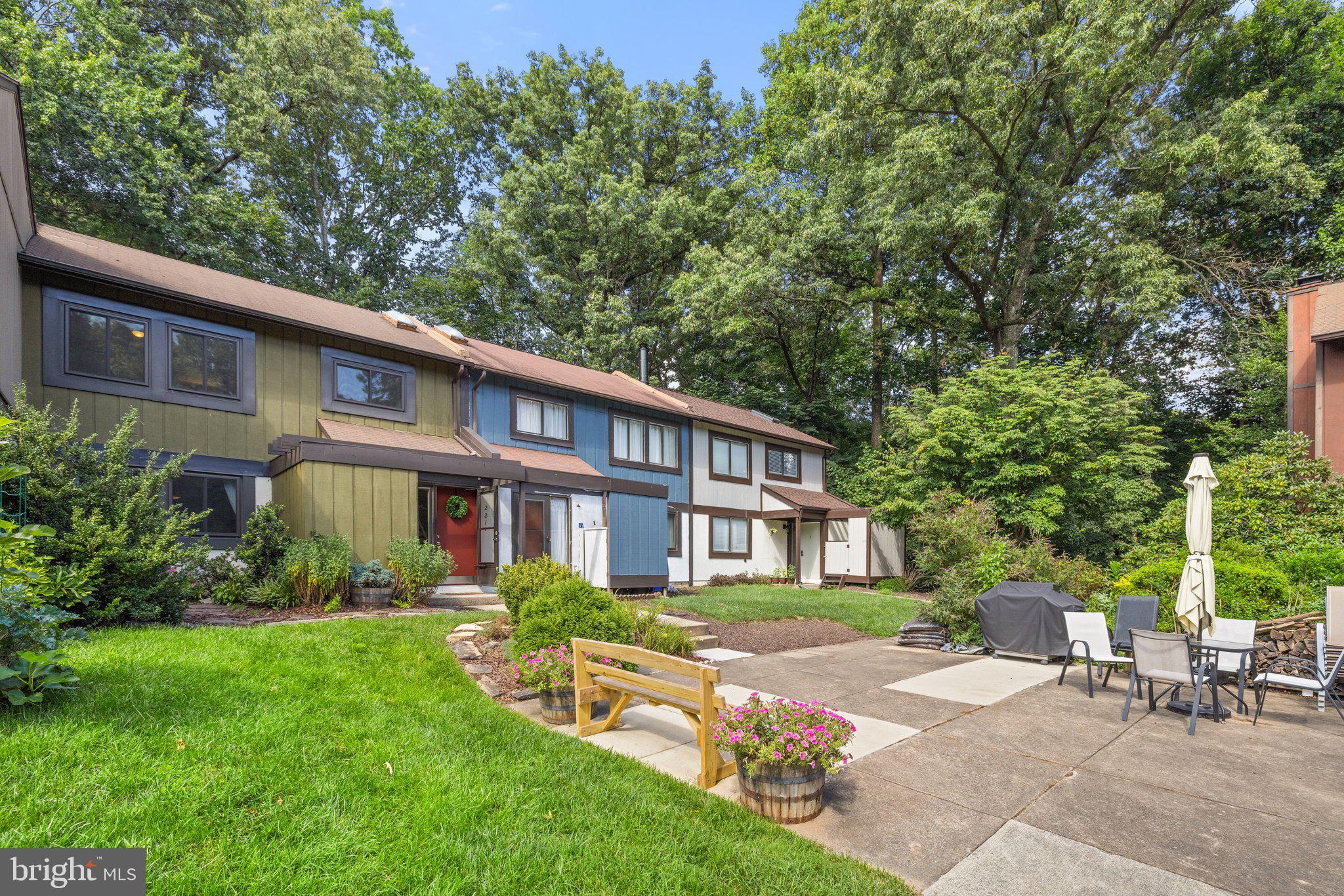 2211 Wheelwright Court