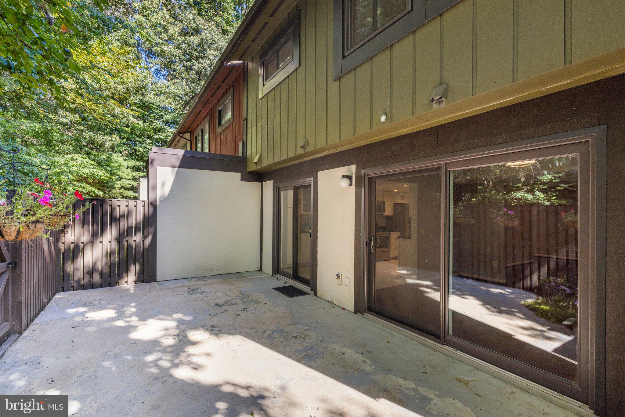 2211 Wheelwright Court