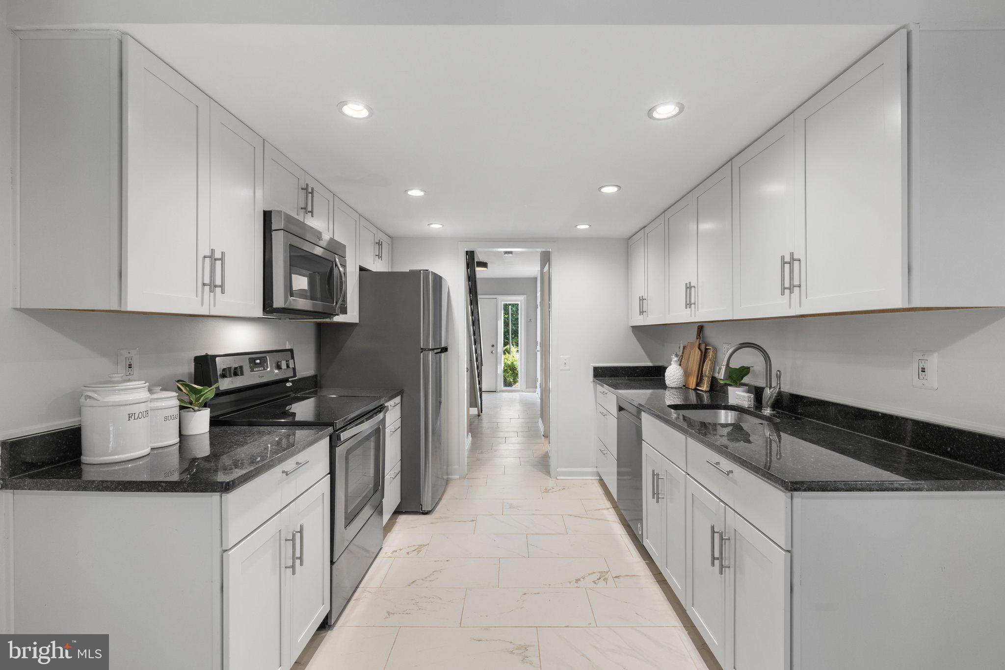 2211 Wheelwright Court