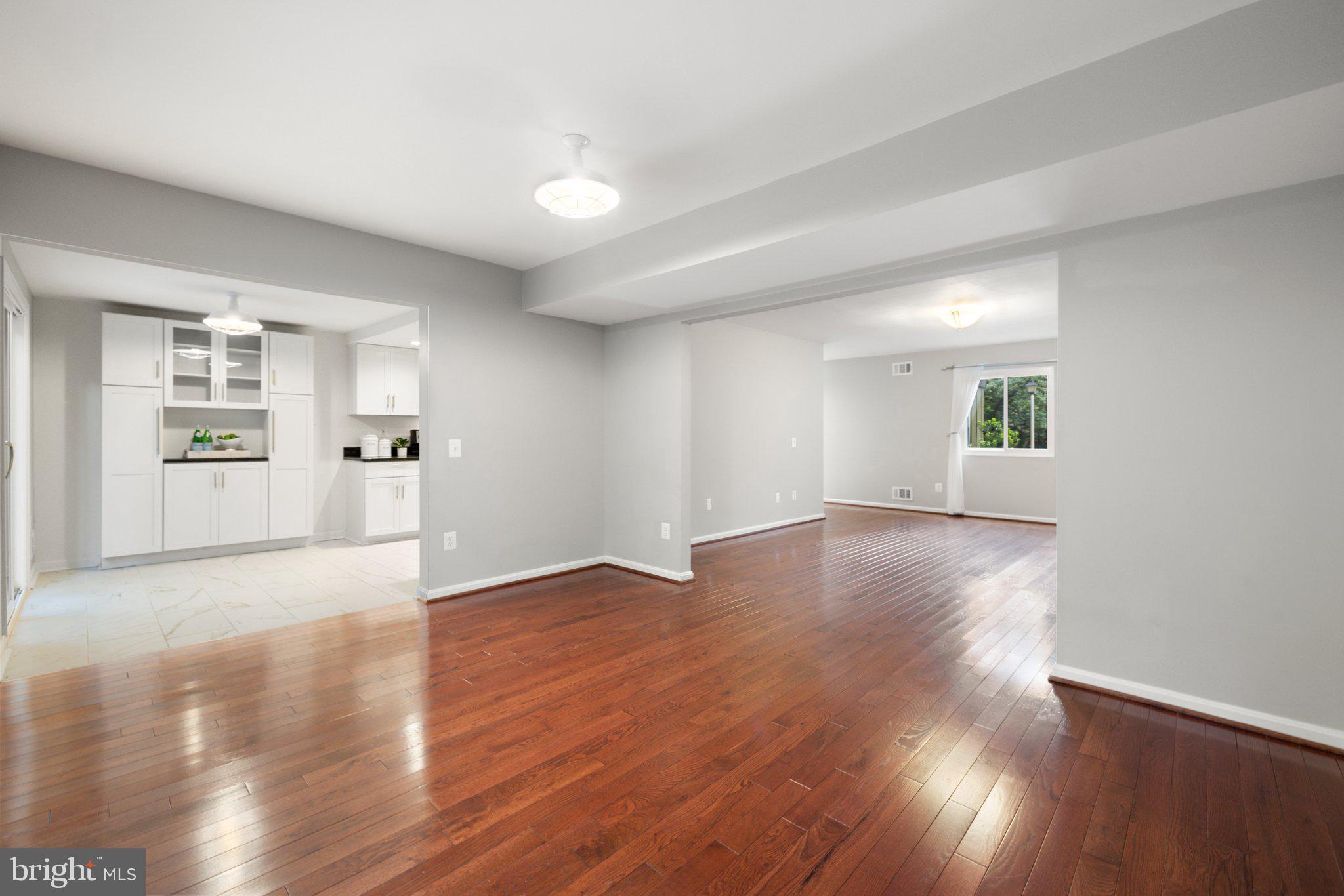 2211 Wheelwright Court