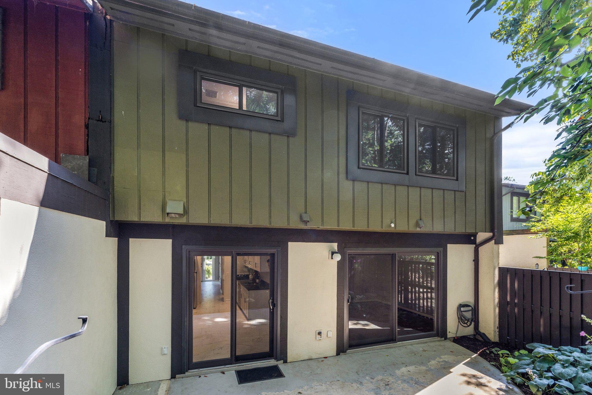 2211 Wheelwright Court