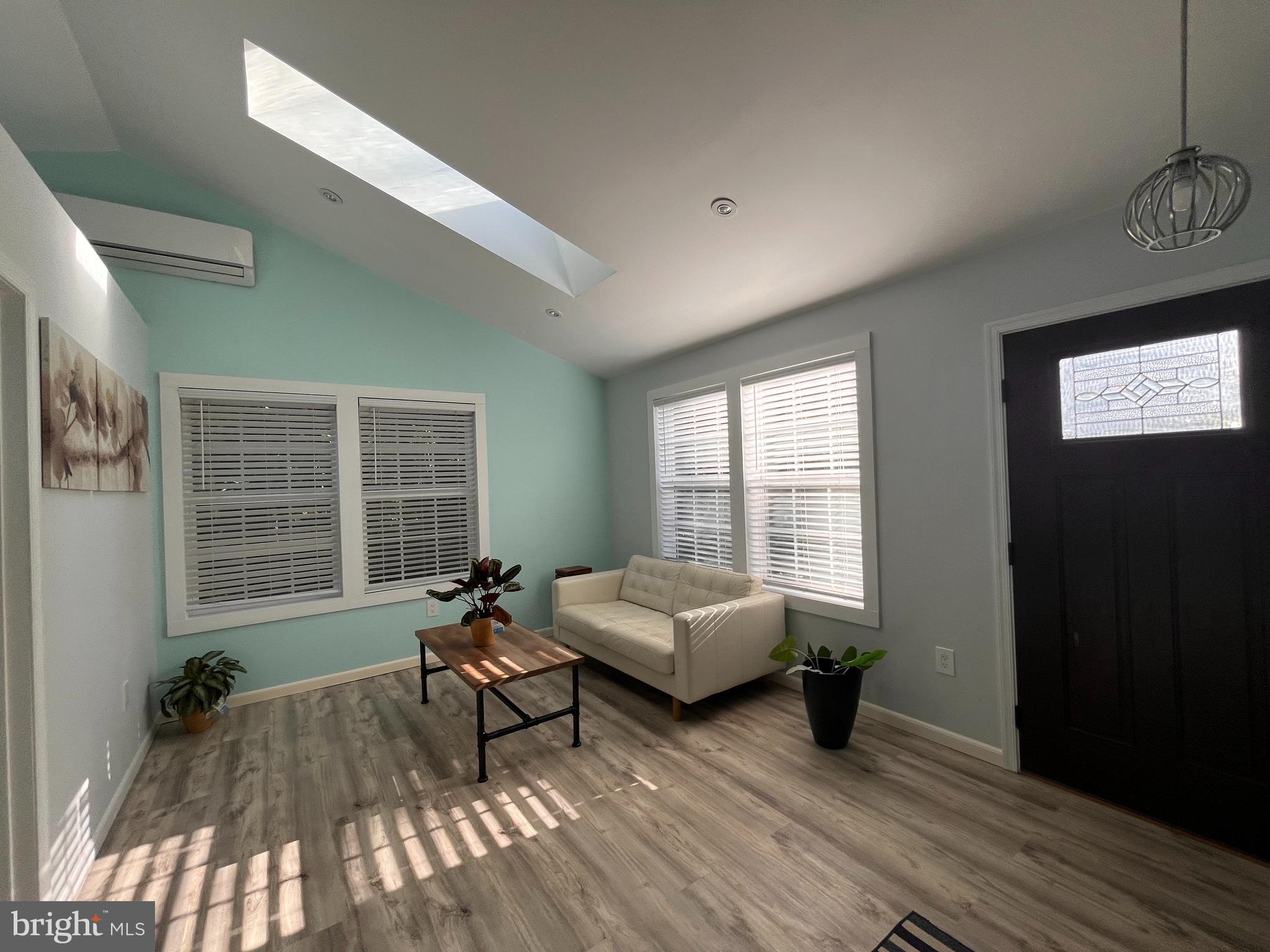 5350 GAINSBOROUGH DR