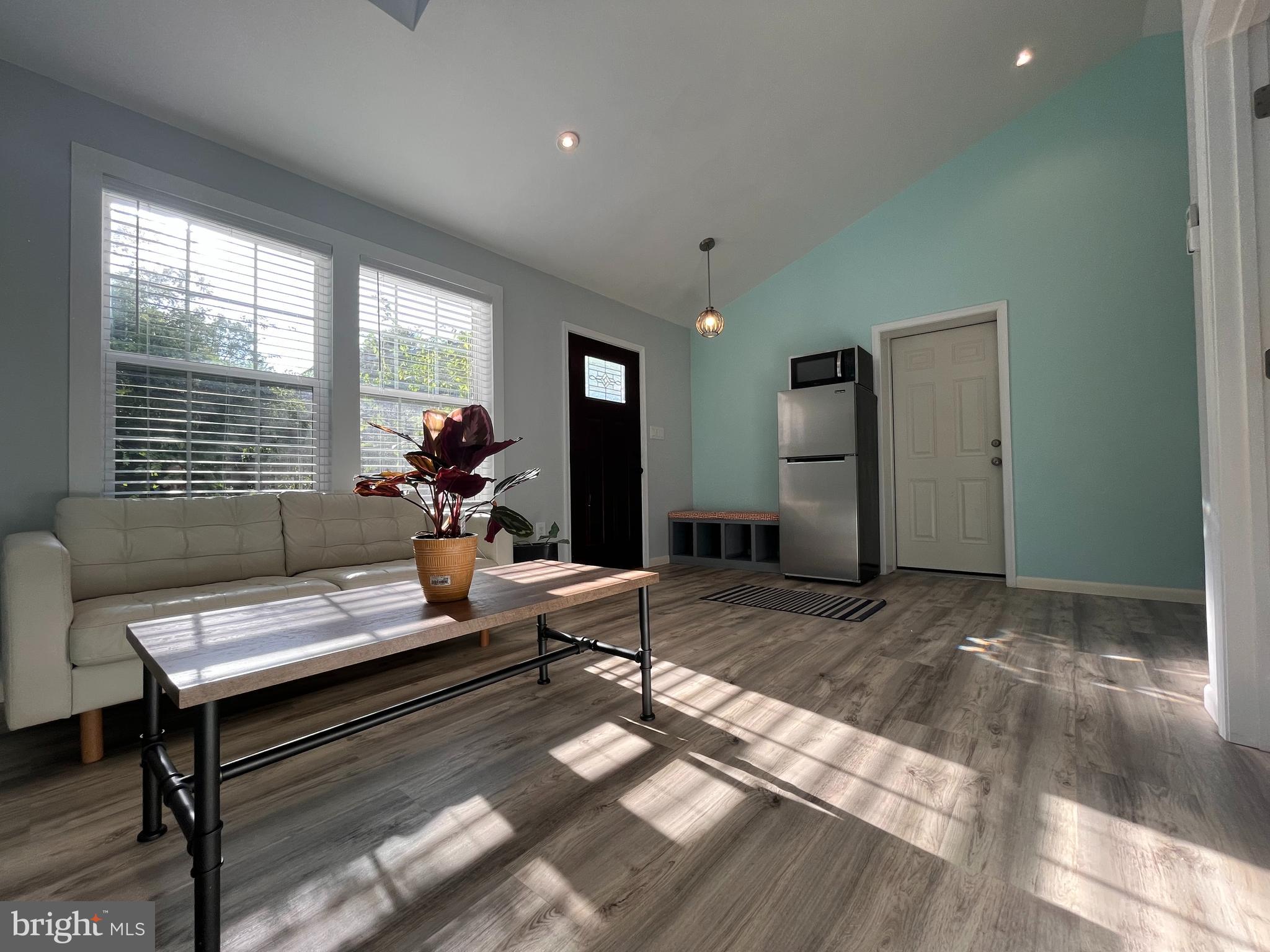 5350 GAINSBOROUGH DR